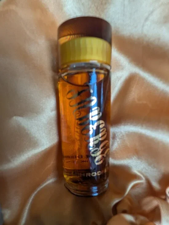 Vintage Aphrodesia by Faberge - Picture 2 of 8